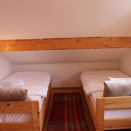 קולאסין Pubhouse & Rooms Pahulja מראה חיצוני תמונה