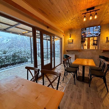 קולאסין Pubhouse & Rooms Pahulja מראה חיצוני תמונה