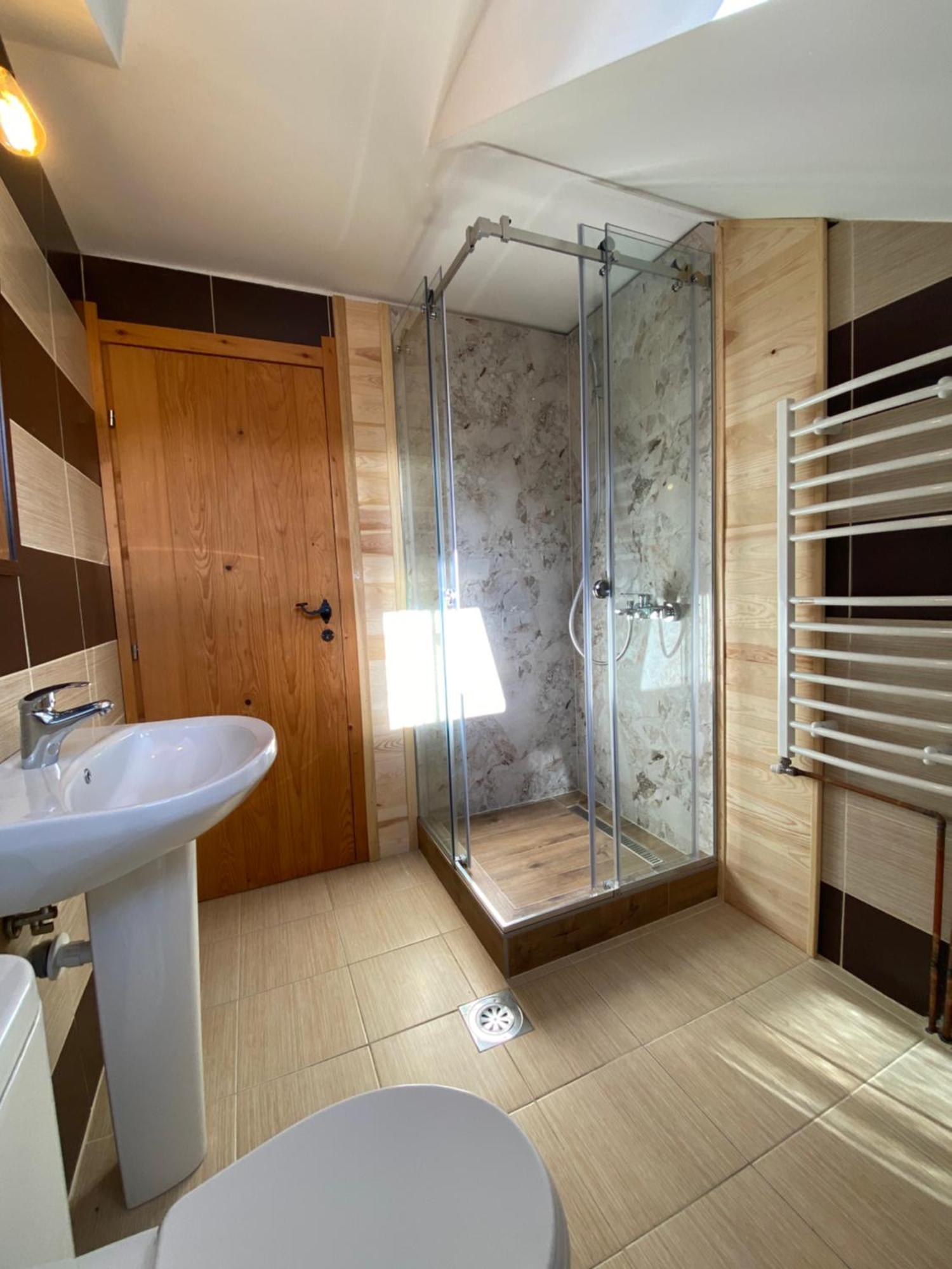 קולאסין Pubhouse & Rooms Pahulja מראה חיצוני תמונה